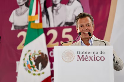 Ángela Aguilar dará el Grito en Guadalajara junto a su familia