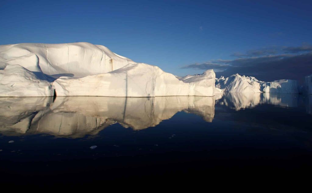 Groenlandia: Deshielo impulsa la vida oceánica con más fitoplancton, pero genera riesgos climáticos