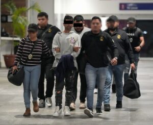 Trasladan a Quintana Roo a tres detenidos en CDMX por asesinato de Mario Machuca