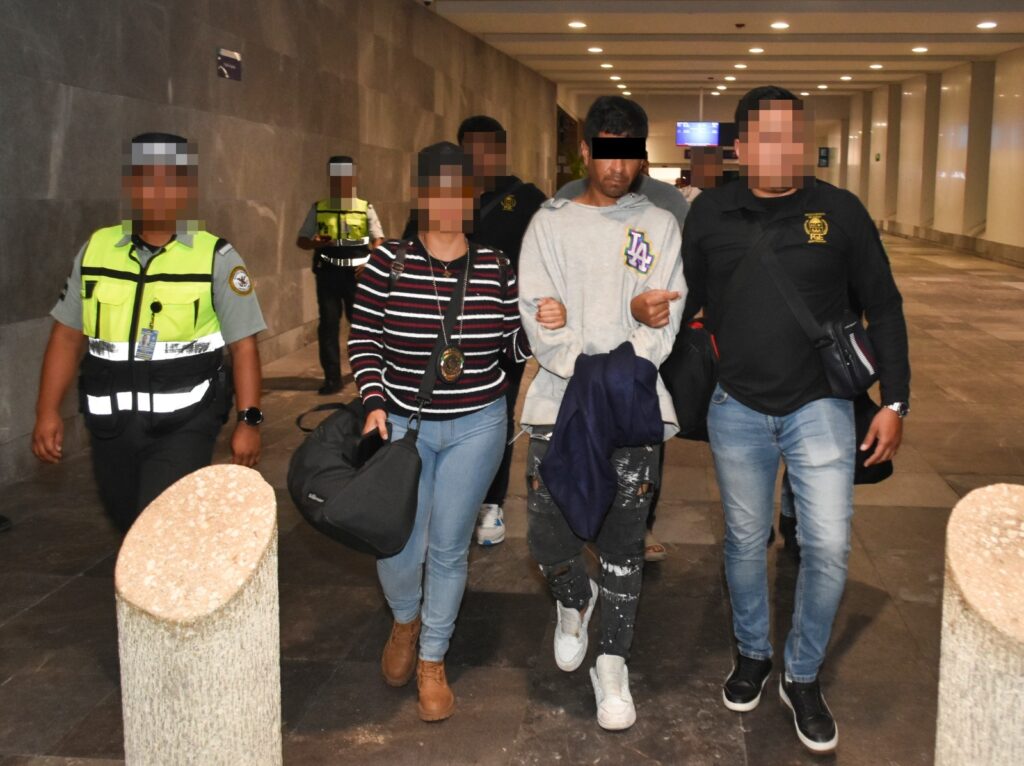 Trasladan a Quintana Roo a tres detenidos en CDMX por asesinato de Mario Machuca