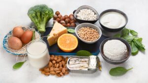Qué alimentos evitan la Osteoporosis después de los 45