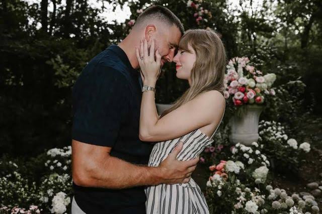 Taylor Swift y Travis Kelce sorprenden al mundo con su compromiso