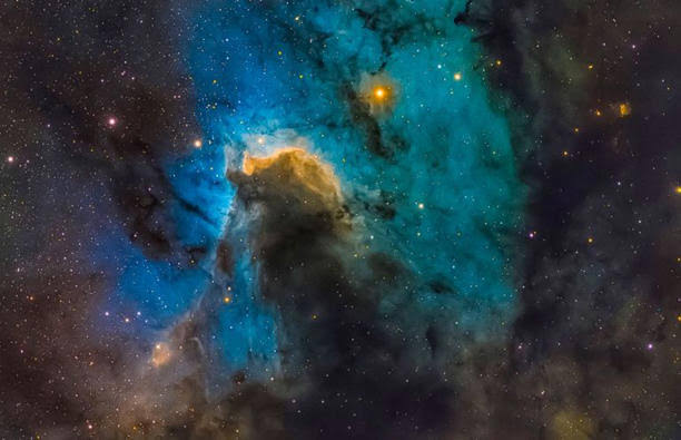 Detectan azufre sólido y gaseoso en el espacio interestelar por primera vez