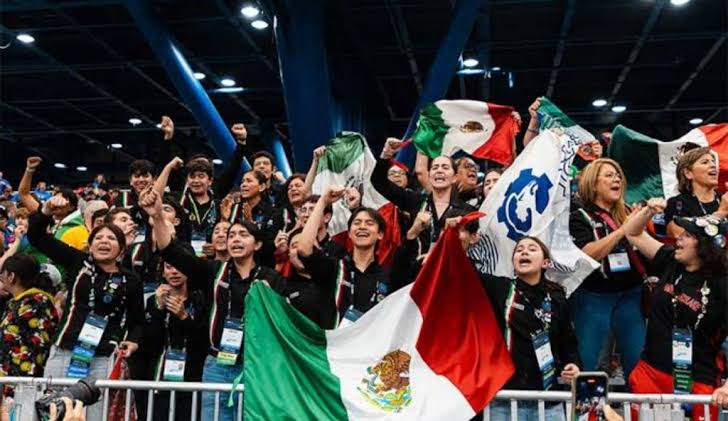 Estudiantes mexicanos triunfan en el Mundial de Robótica 2025 en Japón