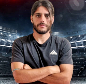 Muere futbolista convulsionado antes de estrenarse en su nuevo club