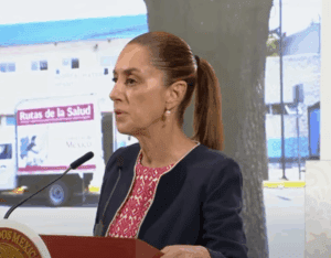 Sheinbaum reporta 96% de abastecimiento de medicamentos en el IMSS