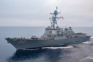 Estados Unidos manda 3 buques de guerra hacia Venezuela 