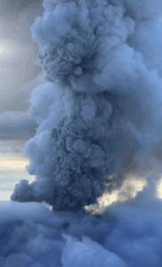 Volcán Kracheninnikov en Rusia despertó luego de estar 450 años inactivo