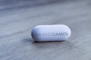 Muere niño de 5 años tras consumir paracetamol caducado
