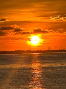 Clima hoy en Cancún y Quintana Roo: Chubascos con descargas eléctricas