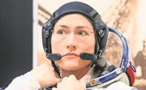 Christina Koch, la primera mujer astronauta en viajar a la Luna 
