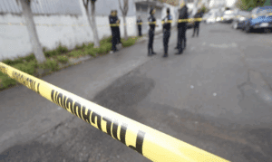 Joven es apuñalada por su exnovio cuando caminaba rumbo a su primer día de clases