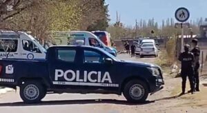 Alumna dispara dentro de su salón de clases en una secundaria 