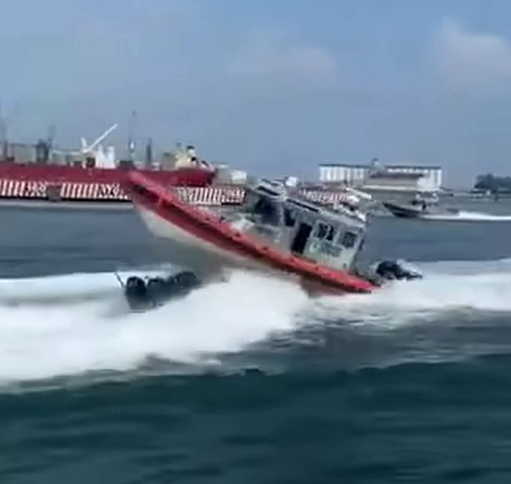 Choque de patrullas marítimas deja dos marinos heridos; reporta SEMAR