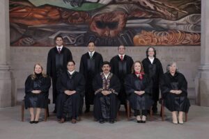 SCJN presenta foto oficial de los nuevos ministros electos por votos
