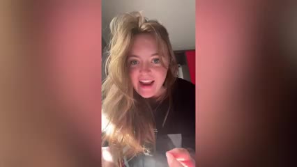 Joven británica intenta aprender español y se hace viral tras fallar con una sola pregunta