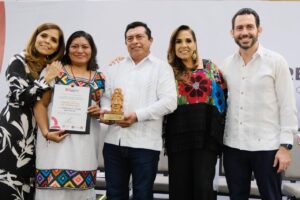 Entregan Premio Estatal de Turismo 2025 a Community Tours Sian Ka’an