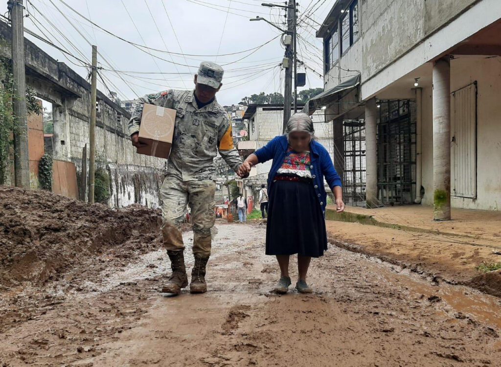 Más de 100 municipios en México en emergencia en cinco estados por lluvias
