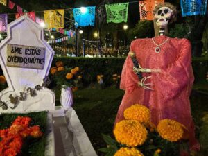 Paquita la del Barrio es homenajeada en el Día de Muertos 