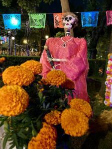 Paquita la del Barrio es homenajeada en el Día de Muertos 