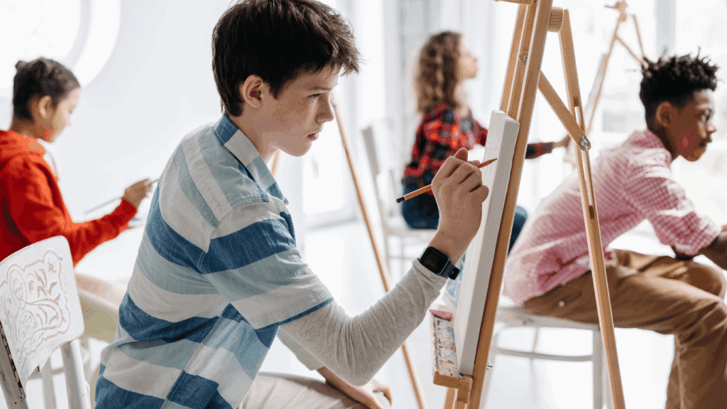 Estudio revela que el autismo detectado en la adolescencia tiene una base genética distinta al infantil