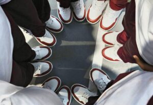 Arranca entrega de tenis a estudiantes de Cancún: beneficiarán a más de 119 mil alumnos