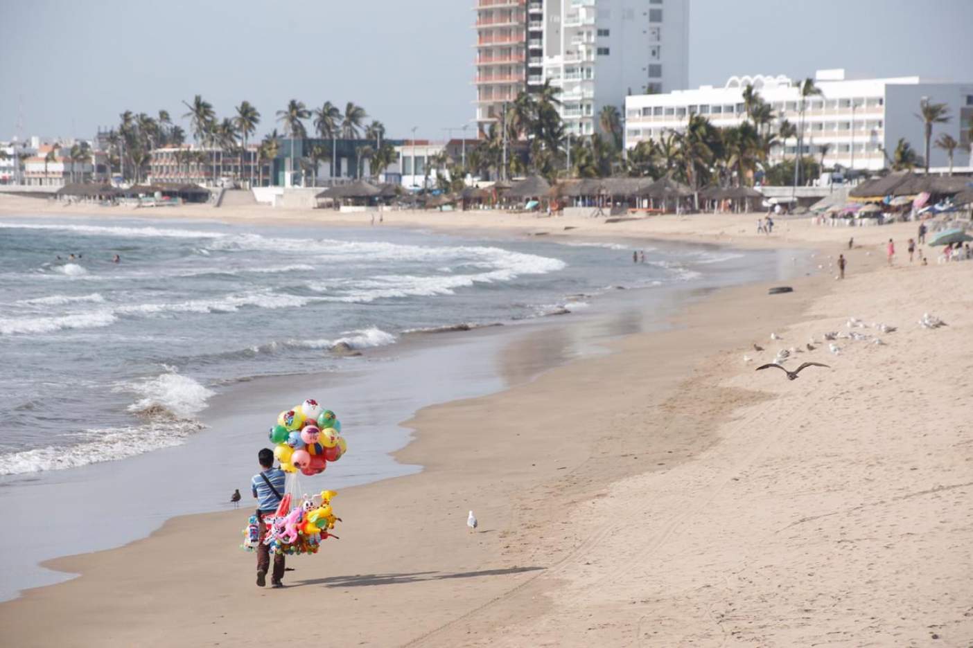 Llama Lopez Obrador a la poblacion a mantenerse en casa y no visitar playas CO