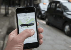 Uber ya podrá recoger y dejar a pasajeros en aeropuertos del país