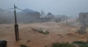 Huracán Melissa deja devastación en Jamaica