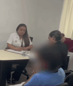 Padres alcoholizados que dejaron solas a sus hijas en vía pública, recibirán apoyo psicológico