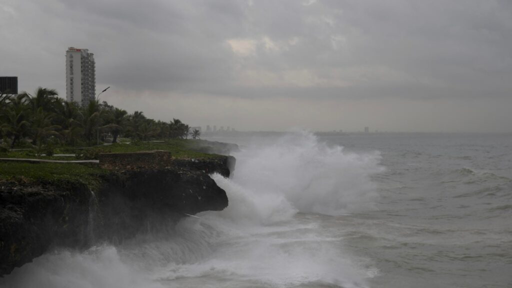 hacia donde va tormenta tropical melissa
