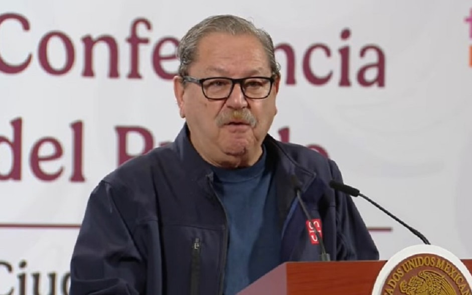Alista FCE plan para promover lectura entre jóvenes: Paco Ignacio Taibo II