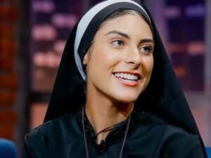 Modelo renuncia a Miss Universe para volverse monja