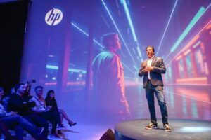 HP despedirá hasta 6 mil empleados y los reemplazará con IA 