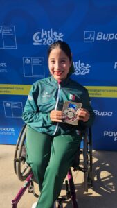 Arquera quintanarroense gana medalla de plata en Juegos Parapanamericanos Chile 2025