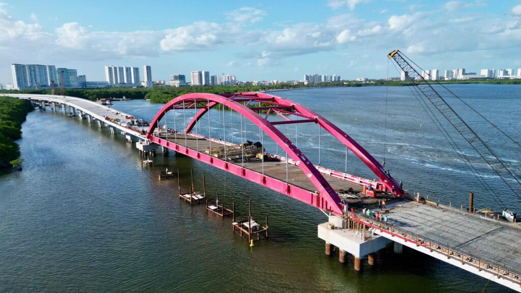 Construcción del Puente Nichupté en Cancún avanza al 90.2%