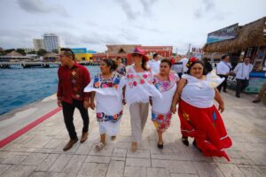 Cozumel recibe al crucero más nuevo del mundo