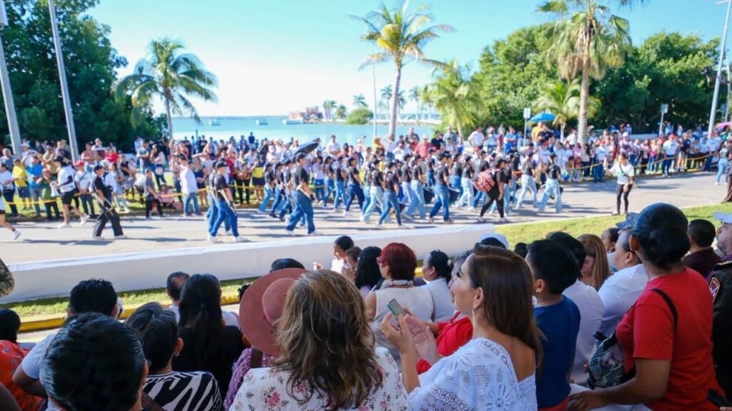 Chetumal celebra el desfile de la Revolución Mexicana con más de 9 mil personas 7 WhatsApp Image 2025 11 20 at 8.28.21 PM