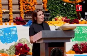 Grecia Quiroz, viuda de Carlos Manzo, sería alcaldesa de Uruapan