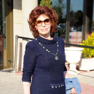 Muere cantante española en un asilo, posiblemente la asesinaron 