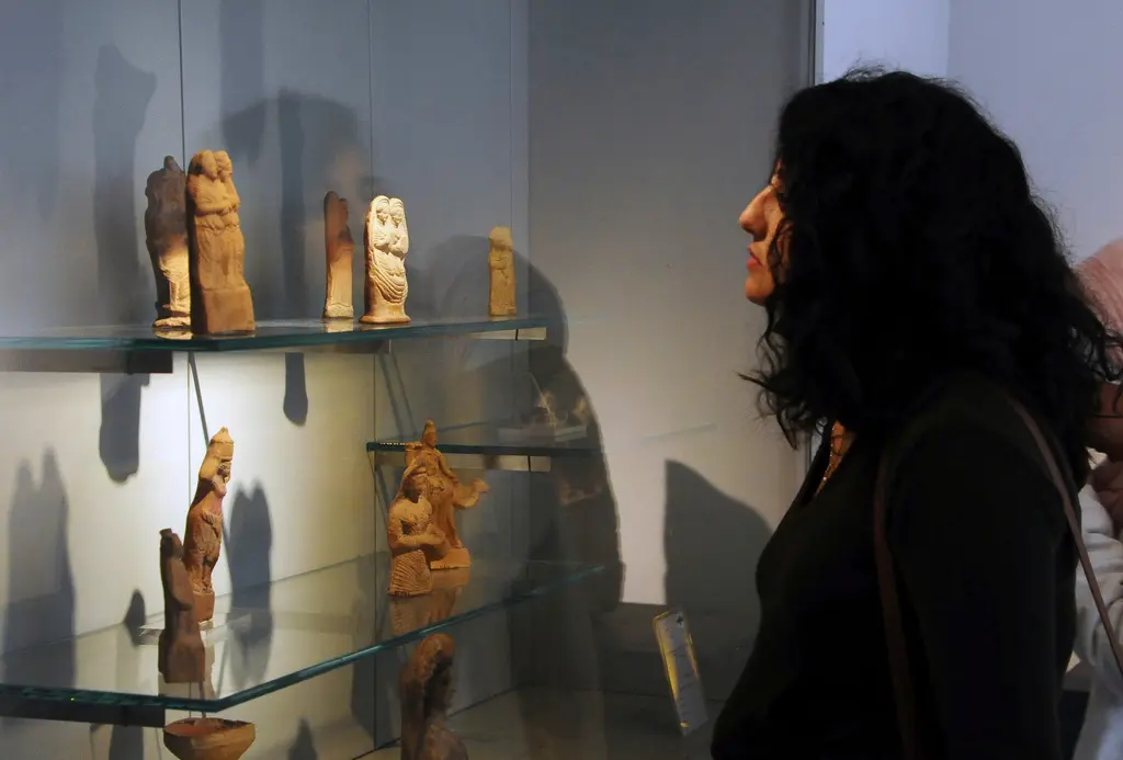roban estatuas de la era romana en museo nacional de siria 0942a292 focus 0 0 1200 850