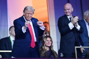 Donald Trump se vuelve viral por su baile en el sorteo mundialista del 2026