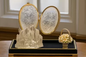 El ‘Huevo de Invierno’ de Fabergé es subastado en millones de euros