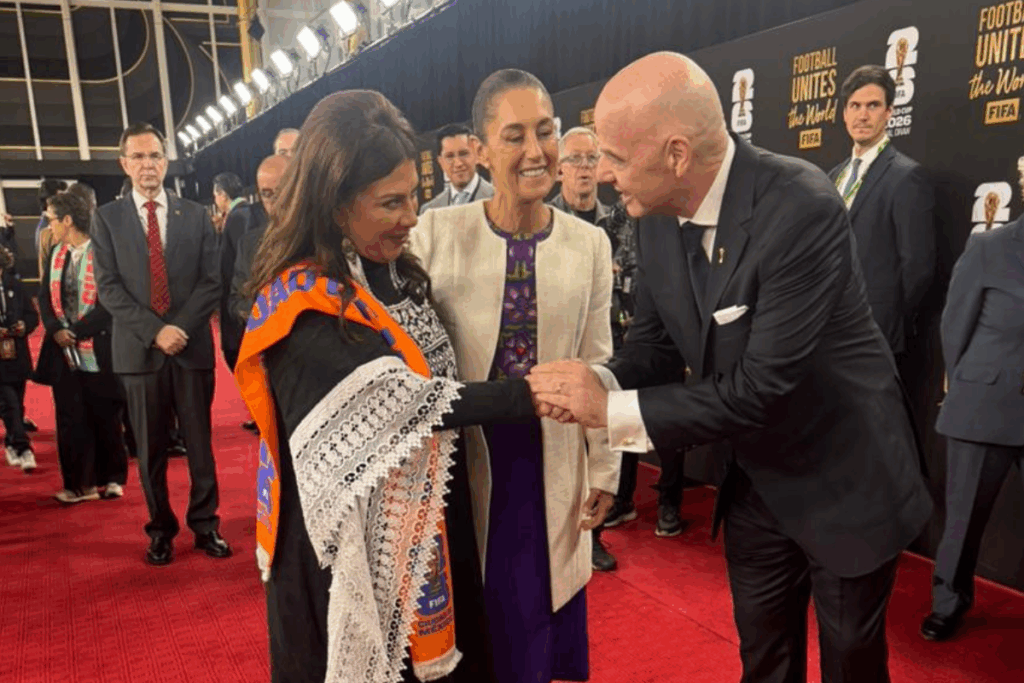 Sheinbaum asiste a sorteo del Mundial 2026